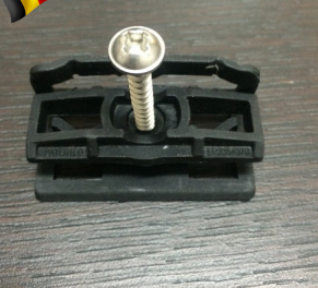 Клипса-кляймер TWINSON Terrace в комплекте с саморезами